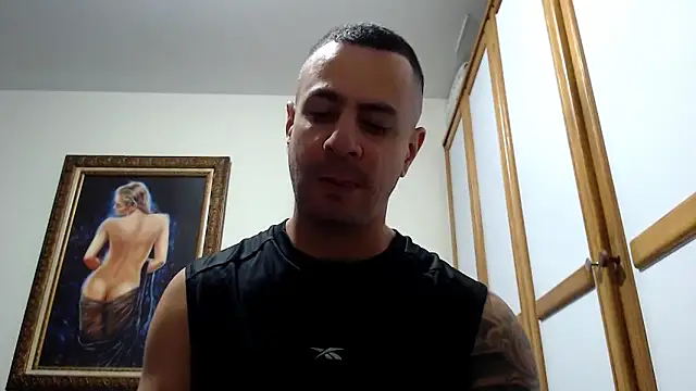 Snapshot of nicolay_74 chatting on 24, 10, 2025 nicolay 74 online show from 24, 10, 2025