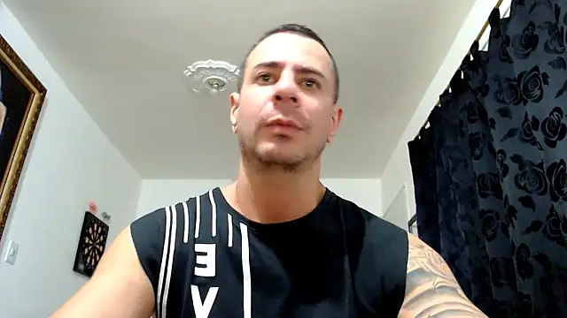 Snapshot of nicolay_74 chatting on 30, 11, 2025 nicolay 74 online show from 30, 11, 2025