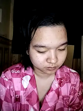 Thomgdee online show from 5, 3, 2025