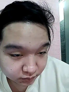 Snapshot of Thomgdee chatting on 2, 12, 2025 Thomgdee online show from 2, 12, 2025