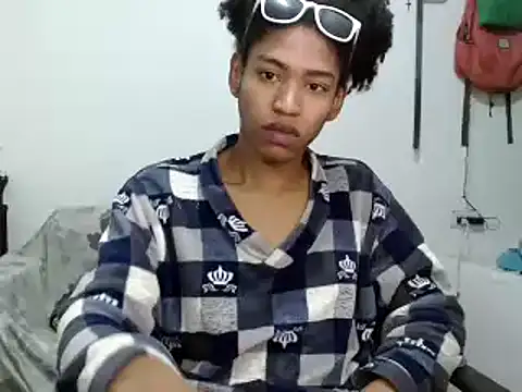 miriam775 online show from 10, 9, 2025