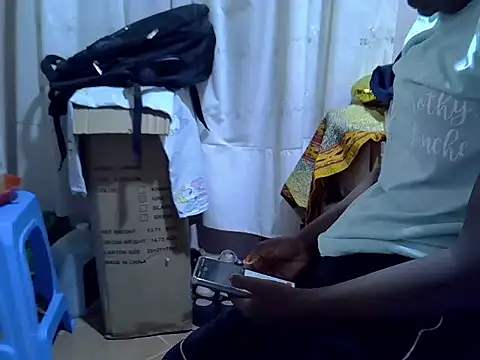 Just Karu online show from 4, 12, 2025