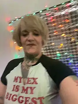 Hunniebunnie78 online show from 5, 7, 2026
