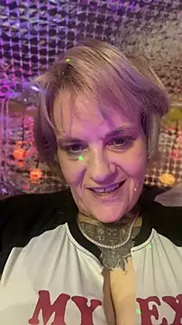 Hunniebunnie78 online show from 28, 6, 2026