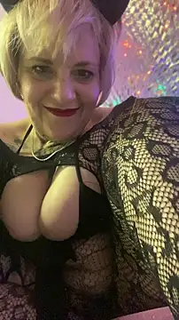 Hunniebunnie78 online show from 1, 7, 2026