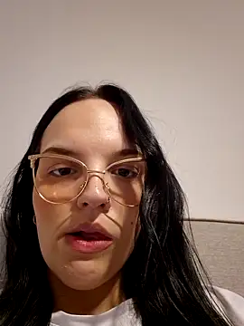 Jujuicy 97 online show from 9, 2, 2026