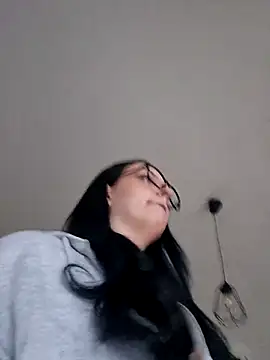 Jujuicy 97 online show from 30, 3, 2026