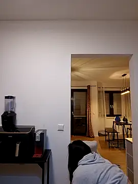 Jujuicy 97 online show from 14, 2, 2026