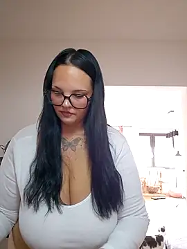 Snapshot of Jujuicy_97 chatting on 15, 7, 2026 Jujuicy 97 online show from 15, 7, 2026