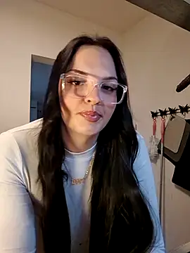 Jujuicy 97 online show from 28, 10, 2025