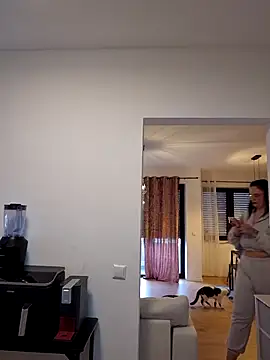 Jujuicy 97 online show from 11, 2, 2026