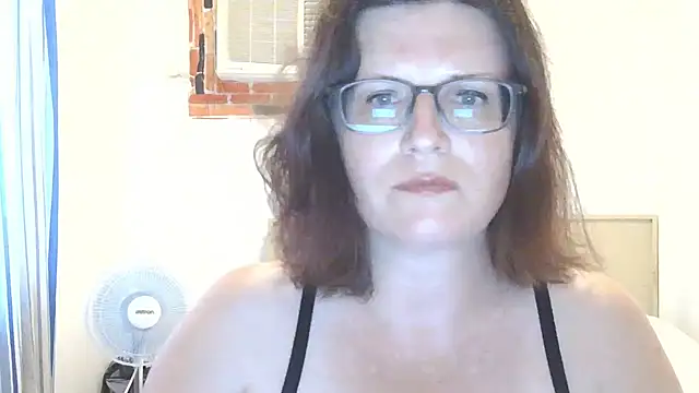 CrimsonMistress online show from 7, 4, 2026