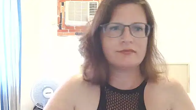 CrimsonMistress online show from 3, 5, 2026
