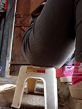 JasminePham online show from 20, 3, 2025