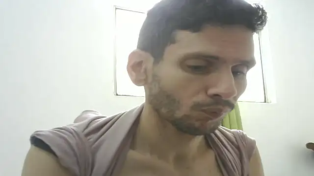 Snapshot of Andres_J4 chatting on 2, 10, 2025 Andres J4 online show from 2, 10, 2025