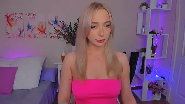 Snapshot of MissLisaX chatting on 31, 5, 2026 MissLisaX online show from 31, 5, 2026