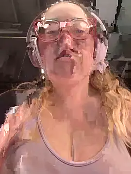 brooklynivy online show from 3, 10, 2025