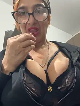 anastasia and jordan online show from 24, 4, 2026