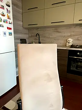 Cute Hot Alice online show from 5, 12, 2025