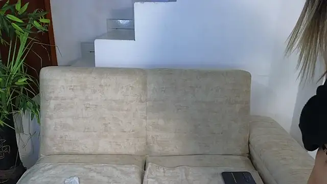 Snapshot of Lorenne_Miller chatting on 14, 9, 2025 Lorenne Miller online show from 14, 9, 2025