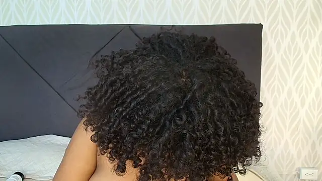 nataly velez online show from 22, 3, 2025