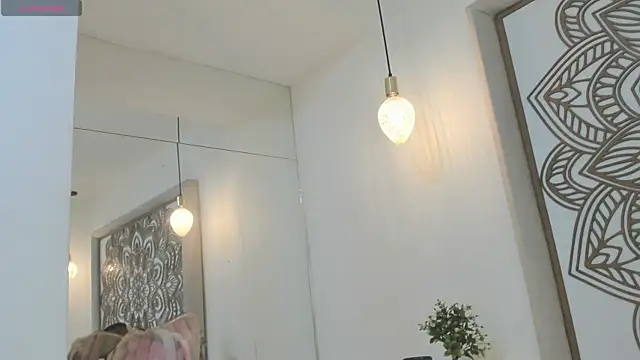 PersefoneWoods1 online show from 8, 9, 2025