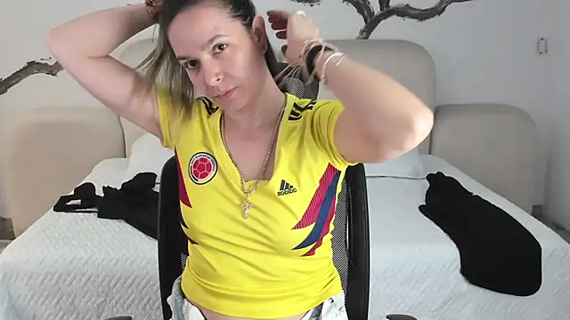 BridgetRodriguez online show from 20, 3, 2025