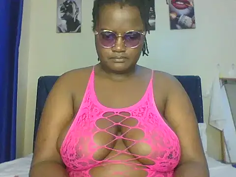 Snapshot of Montel_Montel_ chatting on 17, 5, 2026 Montel Montel online show from 17, 5, 2026