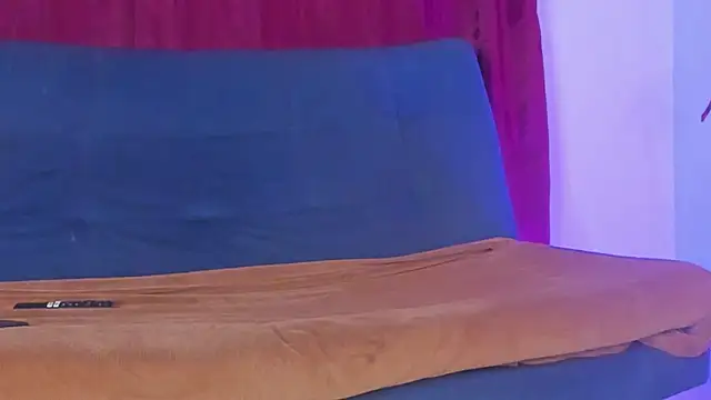 Snapshot of swetty_loverss chatting on 27, 11, 2025 swetty loverss online show from 27, 11, 2025