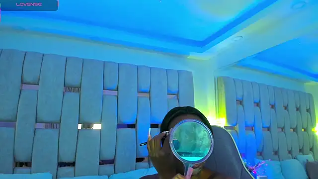 mia schwarz online show from 5, 2, 2026