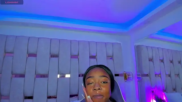 mia schwarz online show from 2, 3, 2026