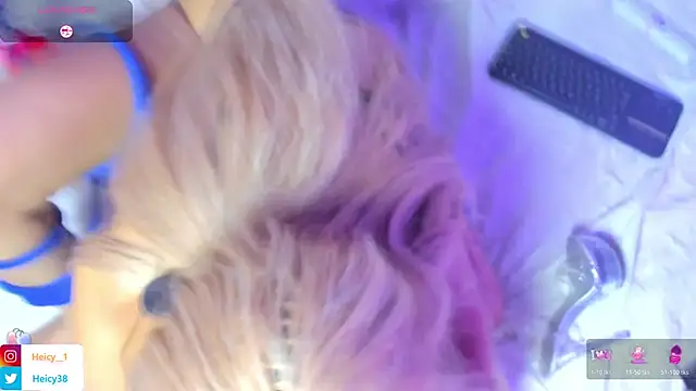 Heicy  online show from 24, 3, 2026