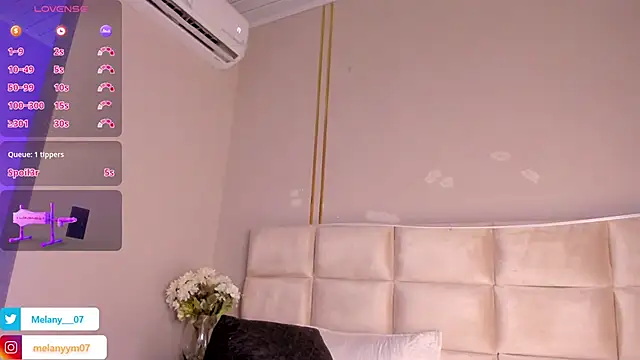 Heicy  online show from 17, 4, 2026