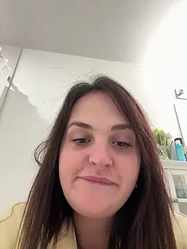 Quinnrose0420 online show from 1, 1, 2025