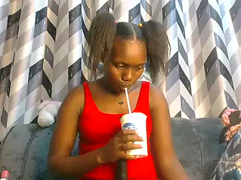 Slimthick900 online show from 3, 3, 2025