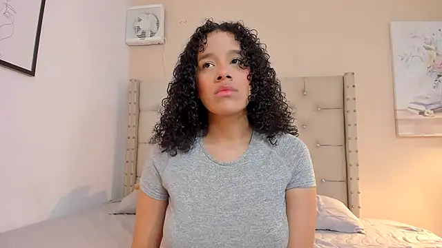 vanesasexyhot21 online show from 24, 3, 2026