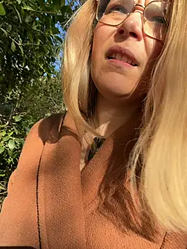 EmyLana online show from 13, 3, 2026