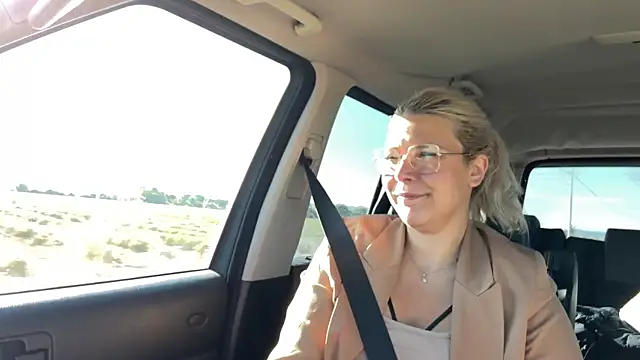 EmyLana online show from 12, 10, 2025