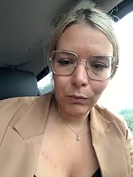 EmyLana online show from 14, 10, 2025