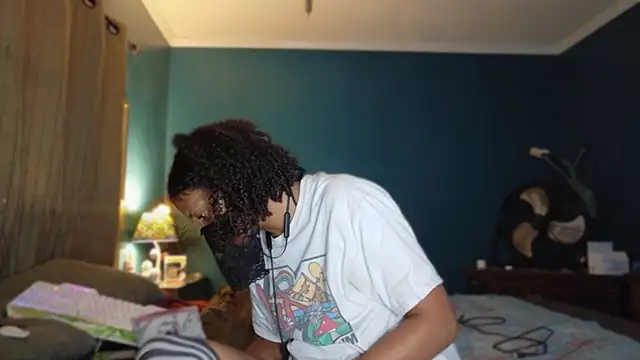 CurlyNony online show from 25, 9, 2025