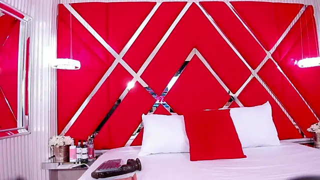 SusanCouper online show from 12, 9, 2025