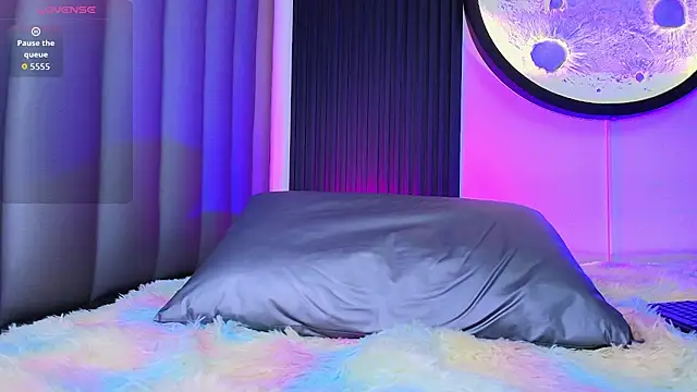  Felicity 1 online show from 26, 9, 2025