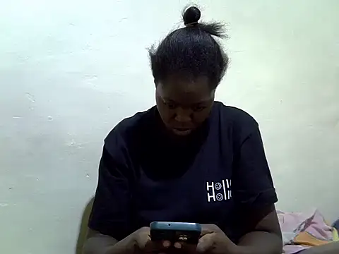 Snapshot of pretty_tallgirl chatting on 7, 7, 2026 pretty tallgirl online show from 7, 7, 2026