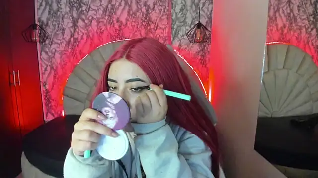 larissa01  online show from 17, 3, 2025