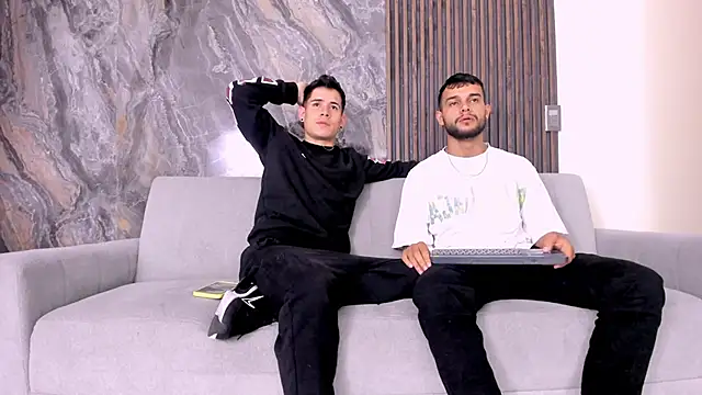 hot day online show from 25, 2, 2025