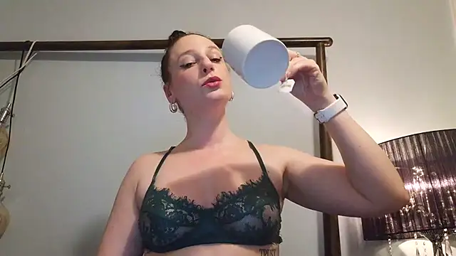 Audrey hotty online show from 9, 2, 2026