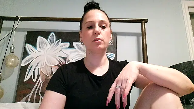 Audrey hotty online show from 9, 3, 2026