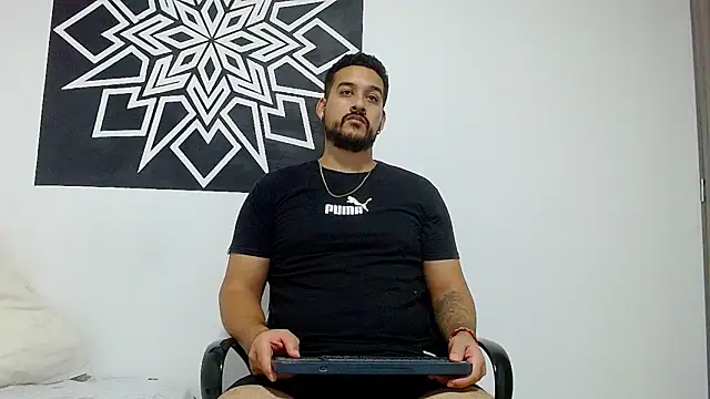  CHRIS-DENNIS  online show from 1, 4, 2026