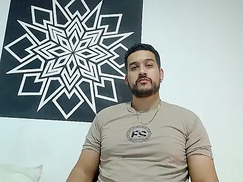  CHRIS-DENNIS  online show from 5, 4, 2026