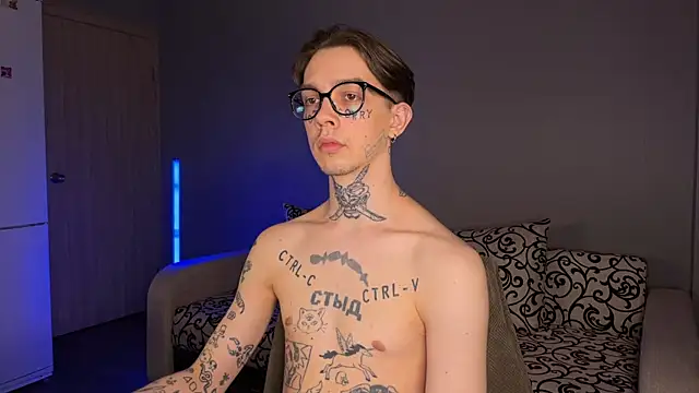 Snapshot of anahori__simon chatting on 14, 3, 2025 anahori simon online show from 14, 3, 2025